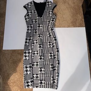 H&M Houndstooth super comfy,extra stretchy Midi XS